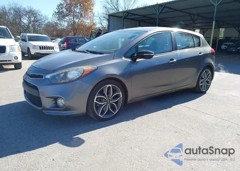 2016 Kia Forte Sx z USA, uszkodzony, nr VIN KNAFZ5A36G5636597